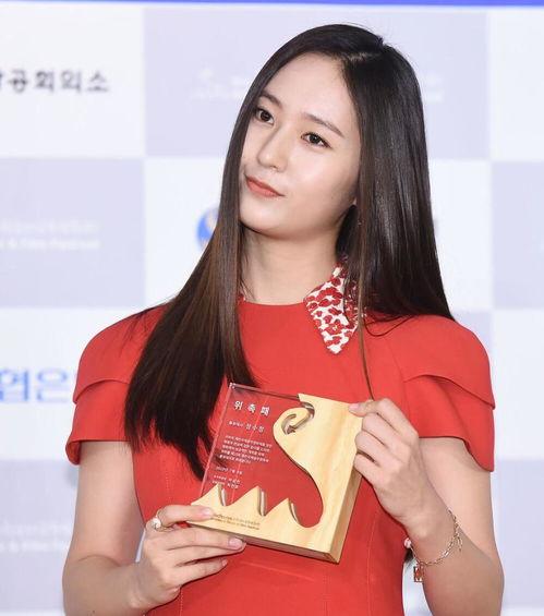 娱乐圈爆料郑秀妍,揭秘明星背后的故事 第3张 娱乐圈爆料郑秀妍,揭秘明星背后的故事 第3张