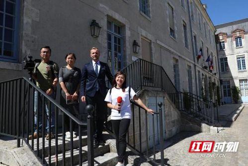 崇义学生爆料斗气事件视频,校园暴力视频引发社会关注 第3张 崇义学生爆料斗气事件视频,校园暴力视频引发社会关注 第3张